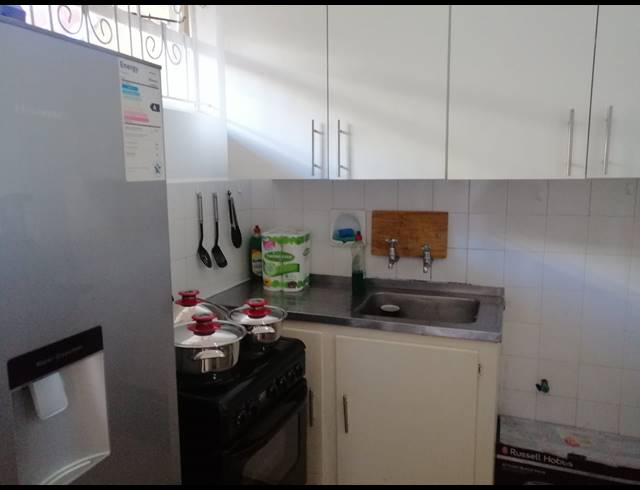 1.5 BEDROOM FLAT FOR SALE IN GLENWOOD